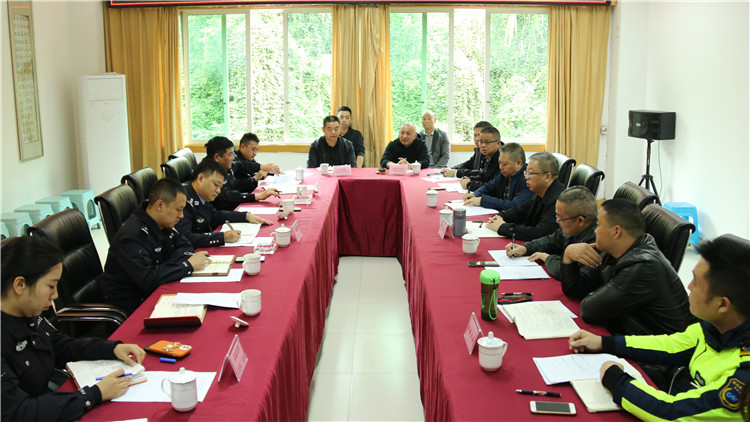 no520-成南米兰官方端网站登录入口_米兰online(中国)
联合辖区高速公安召开冬季安全运营管理联勤工作会（郑华）.JPG