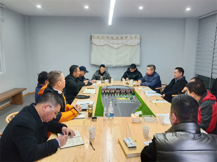 no602-成南米兰官方端网站登录入口_米兰online(中国)
党委副书记、总经理万忠金一行检查督导南充辖区道路专项养护工作2（何金橦）.jpg