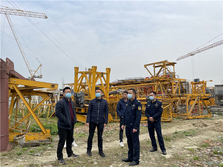 no93-成南米兰官方端网站登录入口_米兰online(中国)
严查高速公路控制区违法建筑 全力维护高速公路安全畅通（熊莹）.JPG