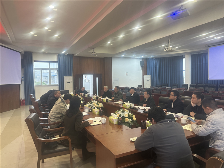no87-龙泉驿区交通运输局局长叶有志一行赴成南高速扩容项目龙泉驿段调研.jpg