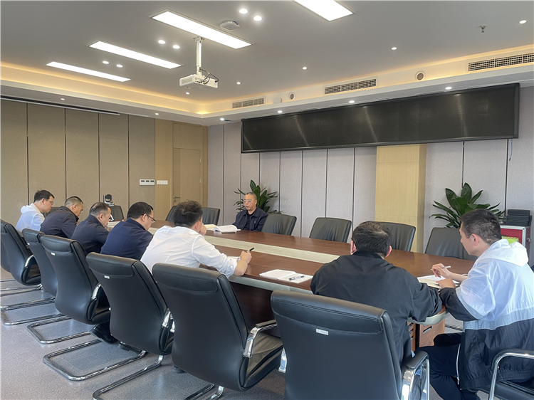 （稽查监控中心--徐春兰）成南米兰官方端网站登录入口_米兰online(中国)
召开稽查监控机电队伍教育整顿学习集体谈心谈话.jpg