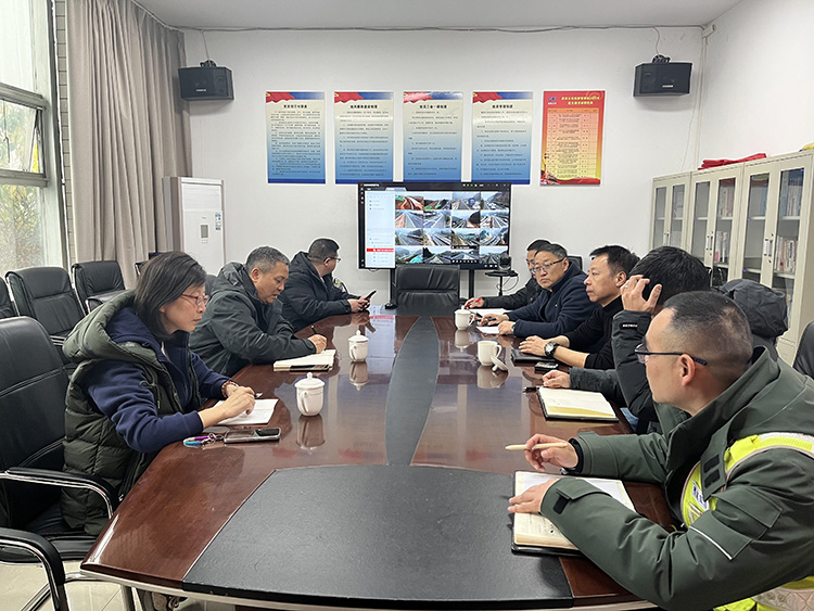 1.23-彭懿-成都管理处-成南米兰官方端网站登录入口_米兰online(中国)
党委副书记、总经理万忠金到成都管理处督导春运春节准备工作.jpg