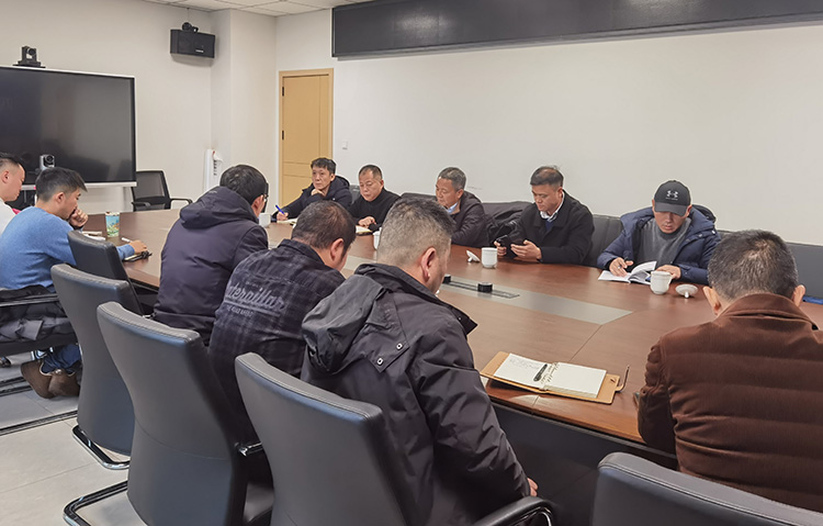 1.23-夏雨-南充管理处-成南米兰官方端网站登录入口_米兰online(中国)
党委副书记、总经理万忠金，副总经理田亮督导南充辖区春运春节安全保障工作.jpg