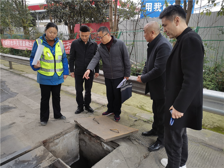 遂宁市市场监督管理局联合多部门检查指导成南米兰官方端网站登录入口_米兰online(中国)
回马站治超工作.jpg