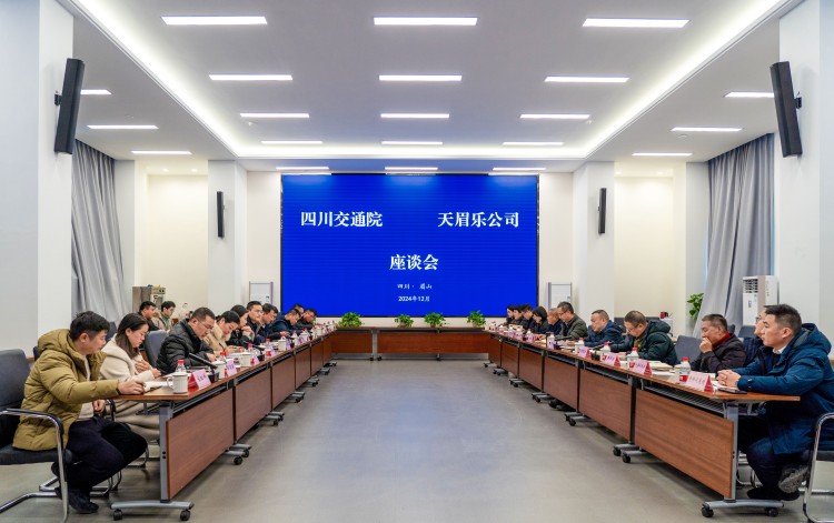 照片官网.jpg