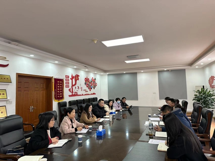 设计座谈会_副本.jpg