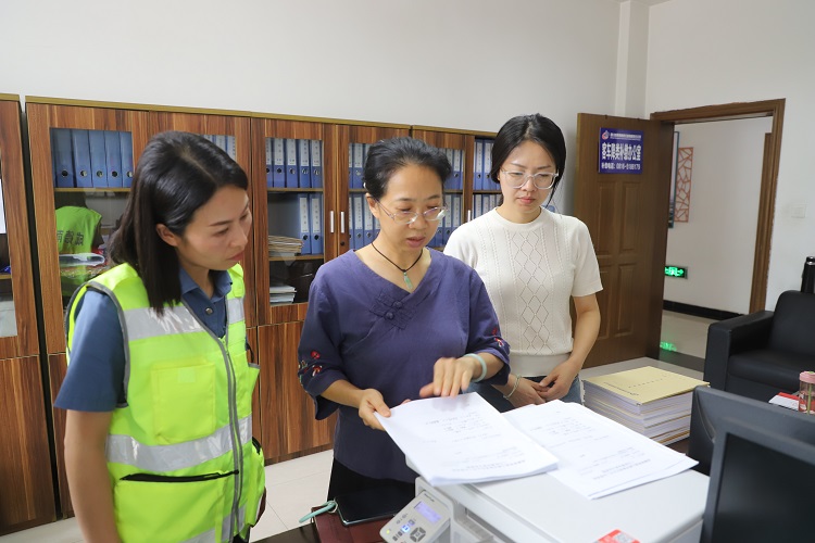 6.6+纪检办公室+成德南米兰官方端网站登录入口_米兰online(中国)
纪委开展端午节前纠“四风”暨汛期安全环保监督检查.JPG
